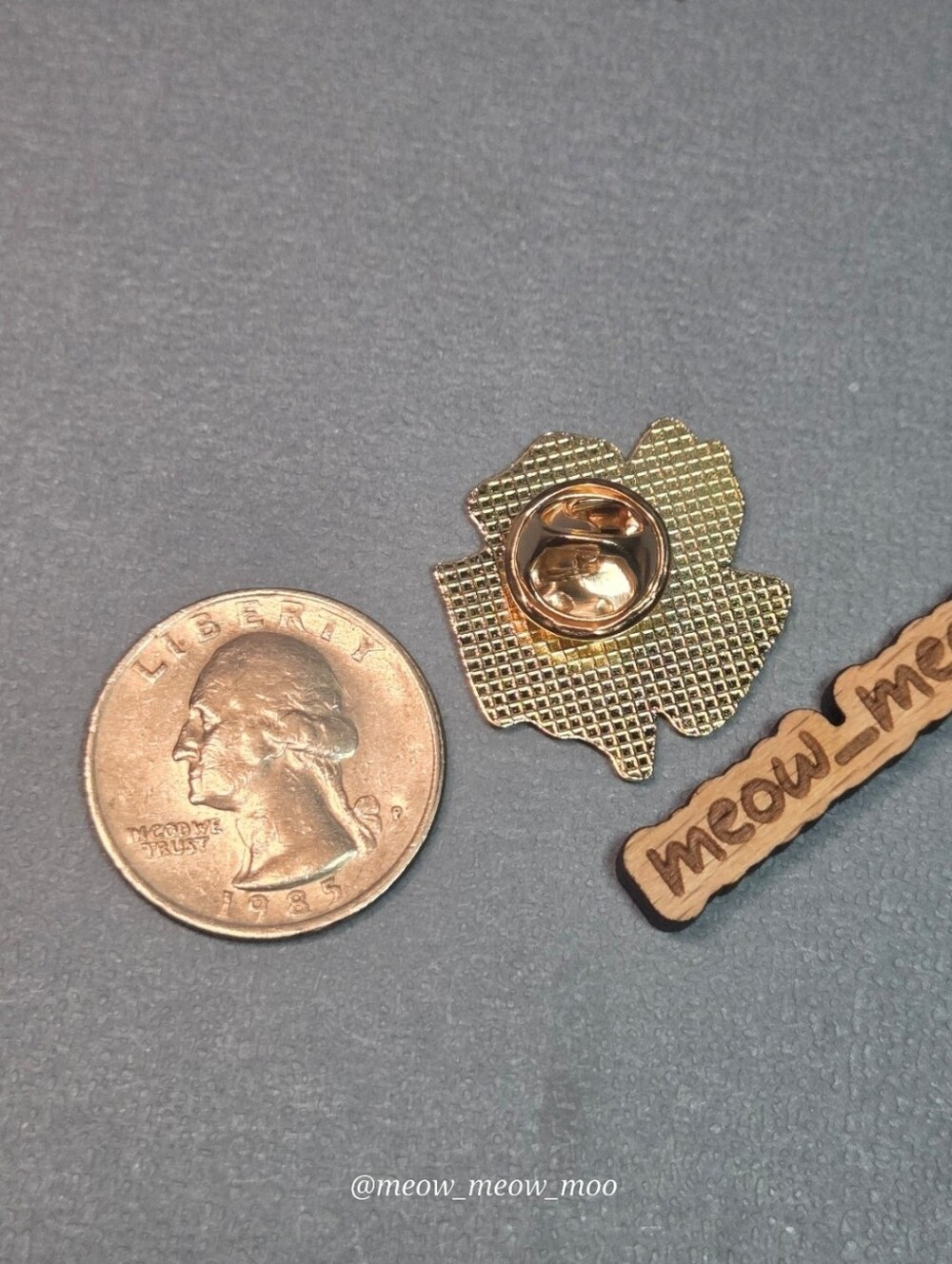 Rose Enamel Pin - Picture 3 of 5
